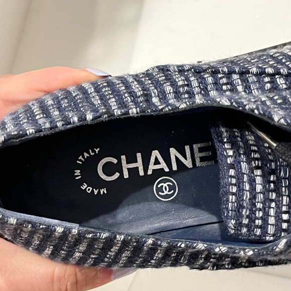 Chanel pearl shoes - Picture 5 of 13